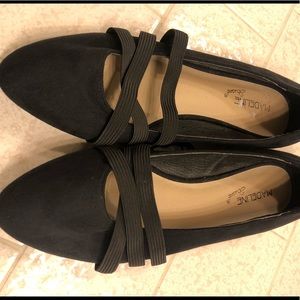 Women’s flats